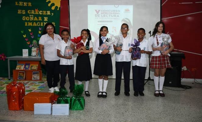  PEQUEÑOS LECTORES FUERON PROTAGONISTAS EN LA QUINTA VERSIÓN DEL CONCURSO INTERCOLEGIAL DE LECTURA EN VOZ ALTA