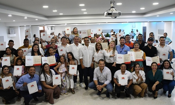 ENTREGAMOS MÁS DE 2.320 MILLONES DE PESOS EN SUBSIDIOS DE VIVIENDA FOVIS