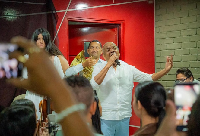 MiguelMoralesGrabaraProduccionMusicalConFilarmonicaComfacesar