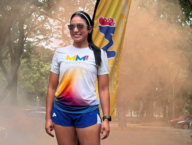LA MEDIA MARATÓN DE LA INDEPENDENCIA PRESENTÓ LA CAMISETA QUE LUCIRÁN CIENTOS DE CORREDORES EN LA EDICIÓN 2026